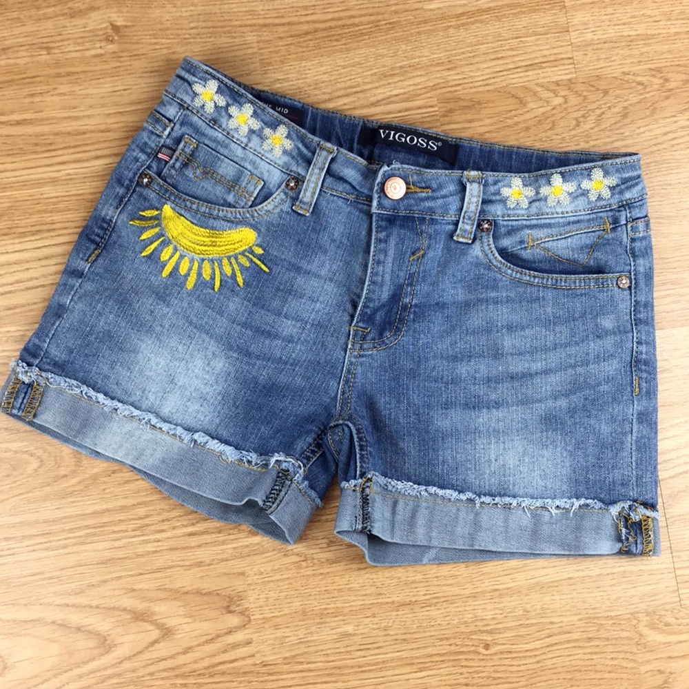 Vigoss Girls The Mid Shorts Sz 14